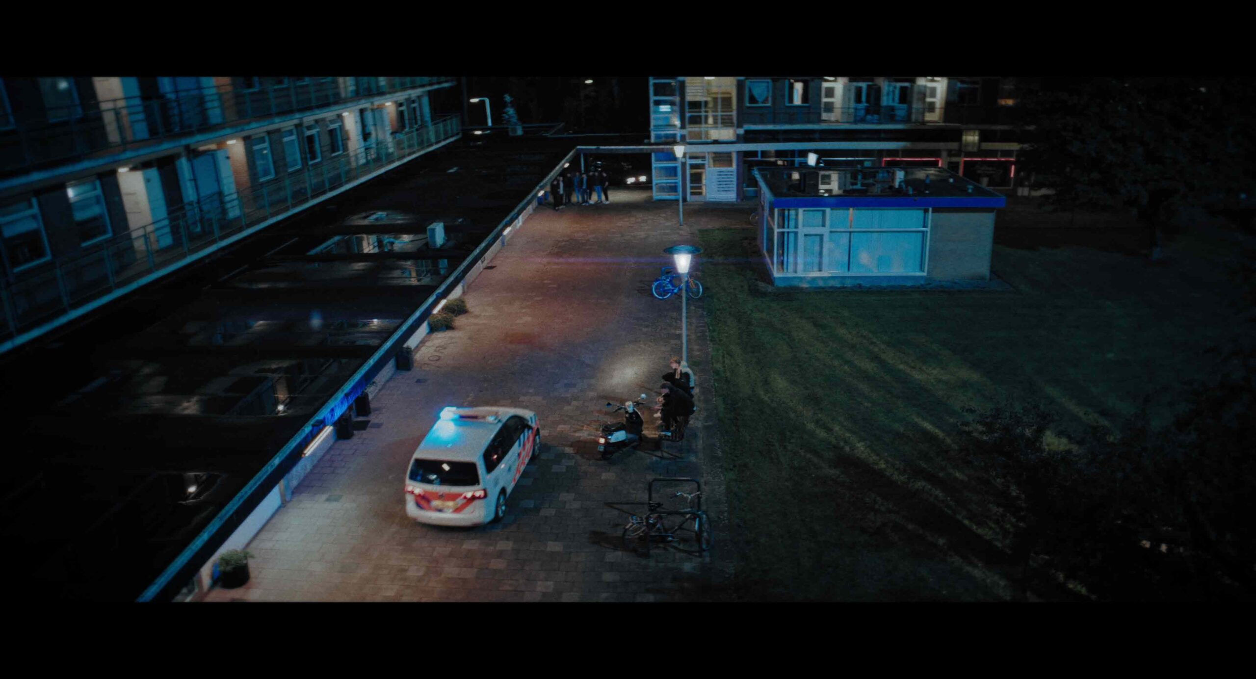 mma-still7